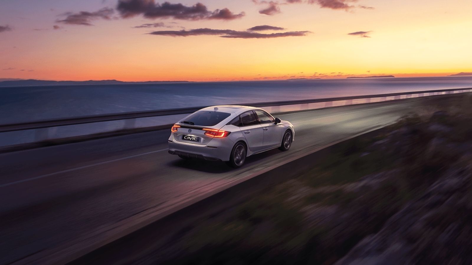 Honda Civic e:HEV: Νέα εμφάνιση και τιμές από 36.950€